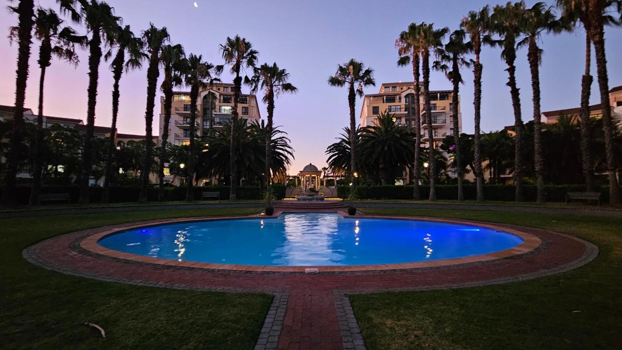 La Palmera - Island Club Canal Front * Kaapstad