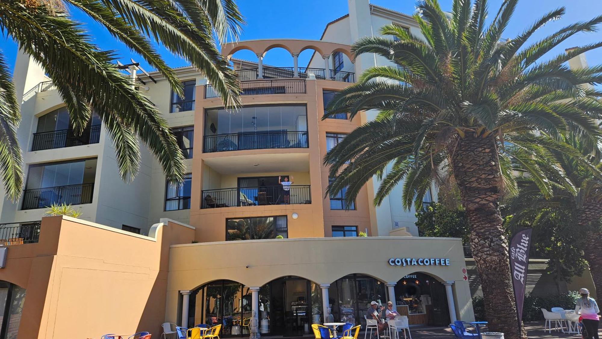 La Palmera - Island Club Canal Front